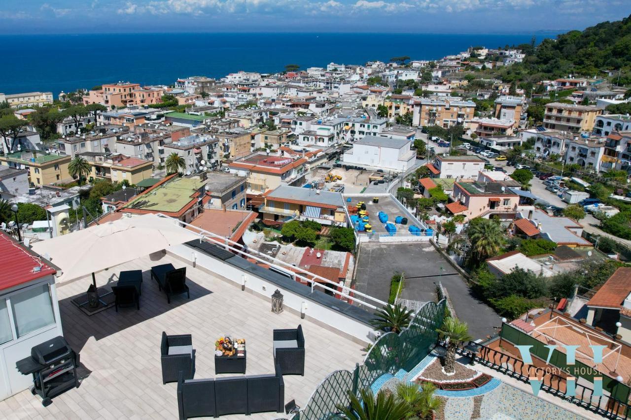 Victory'S Luxury House With Jacuzzi On The Roof Vila Casamicciola Terme Exterior foto