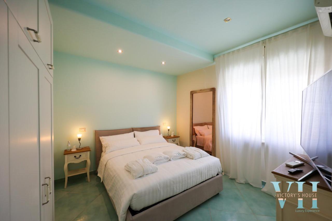 Victory'S Luxury House With Jacuzzi On The Roof Vila Casamicciola Terme Exterior foto