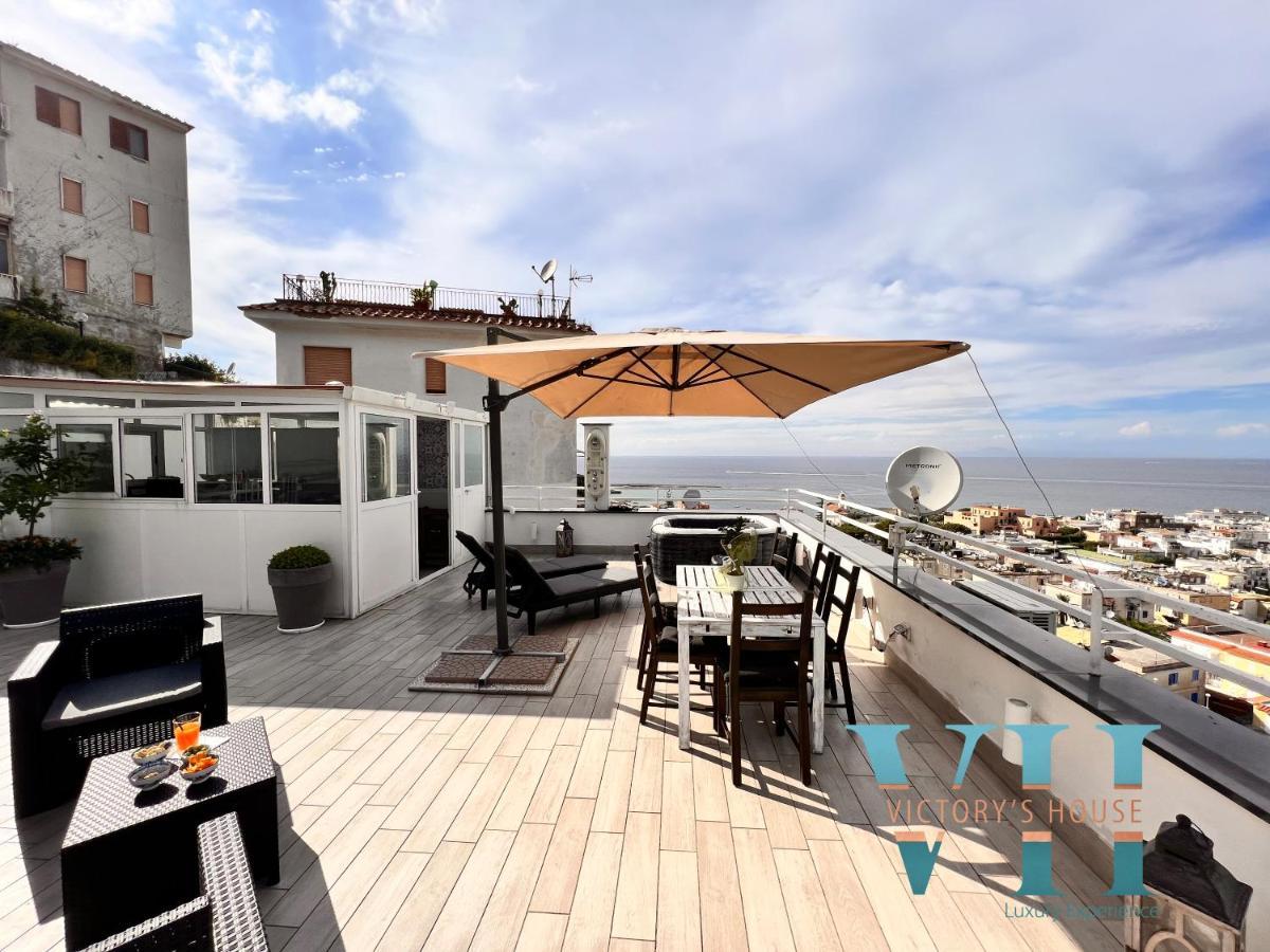 Victory'S Luxury House With Jacuzzi On The Roof Vila Casamicciola Terme Exterior foto