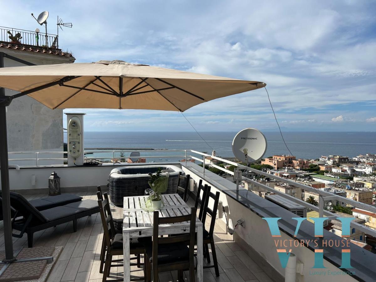 Victory'S Luxury House With Jacuzzi On The Roof Vila Casamicciola Terme Exterior foto